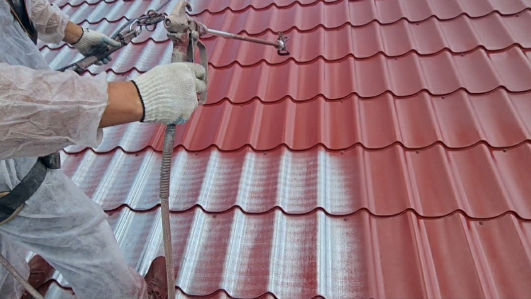 Покраска крыши