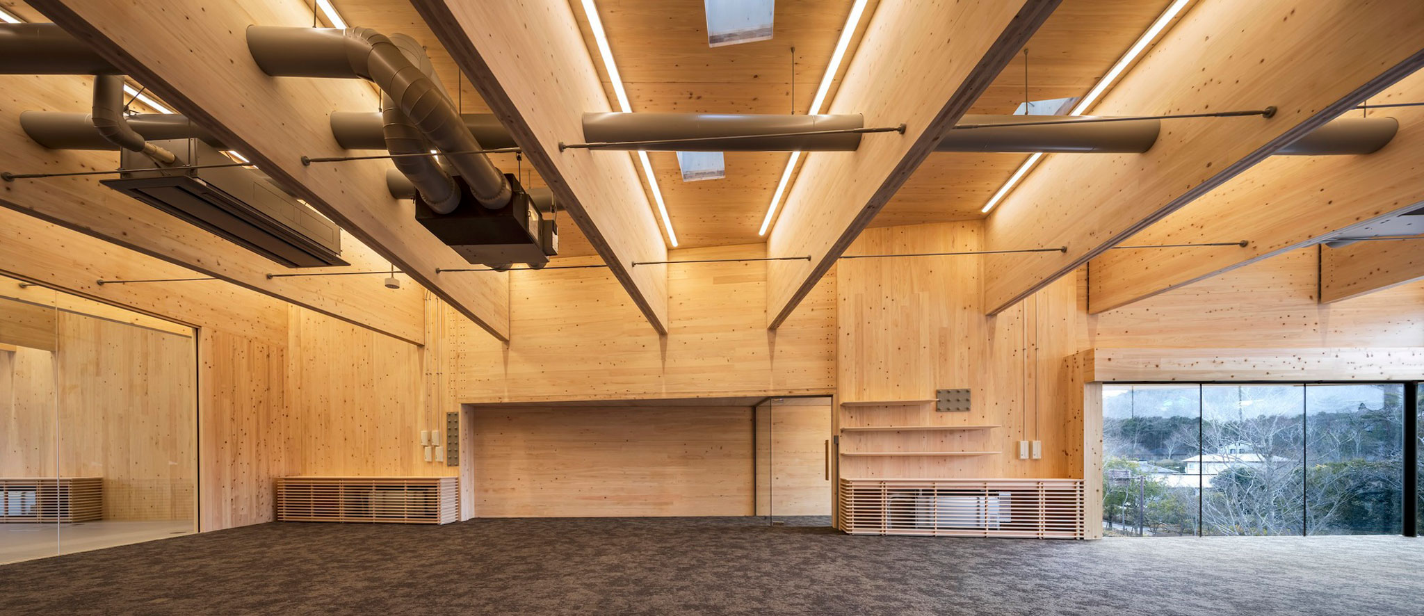 Интерьер строений из CLT панелей